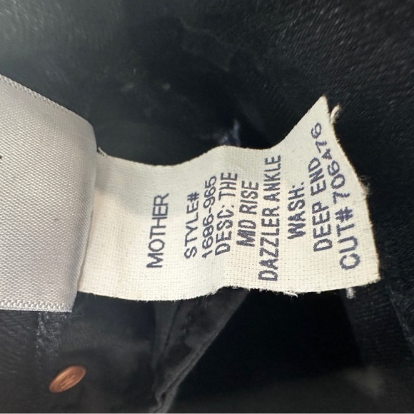 MOTHER Mid Rise Dazzler Ankle in Deep End Black Denim Jeans Women’s Sz 23 - Picture 7 of 8